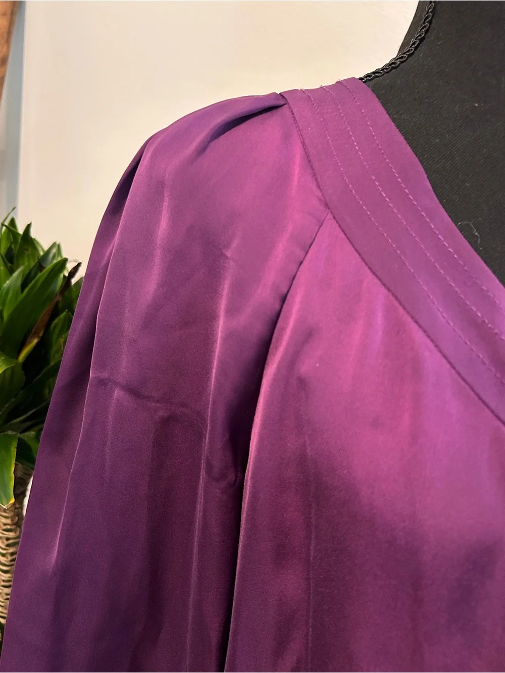 Banana Republic Satin V-Neck Blouse — Purple Size M